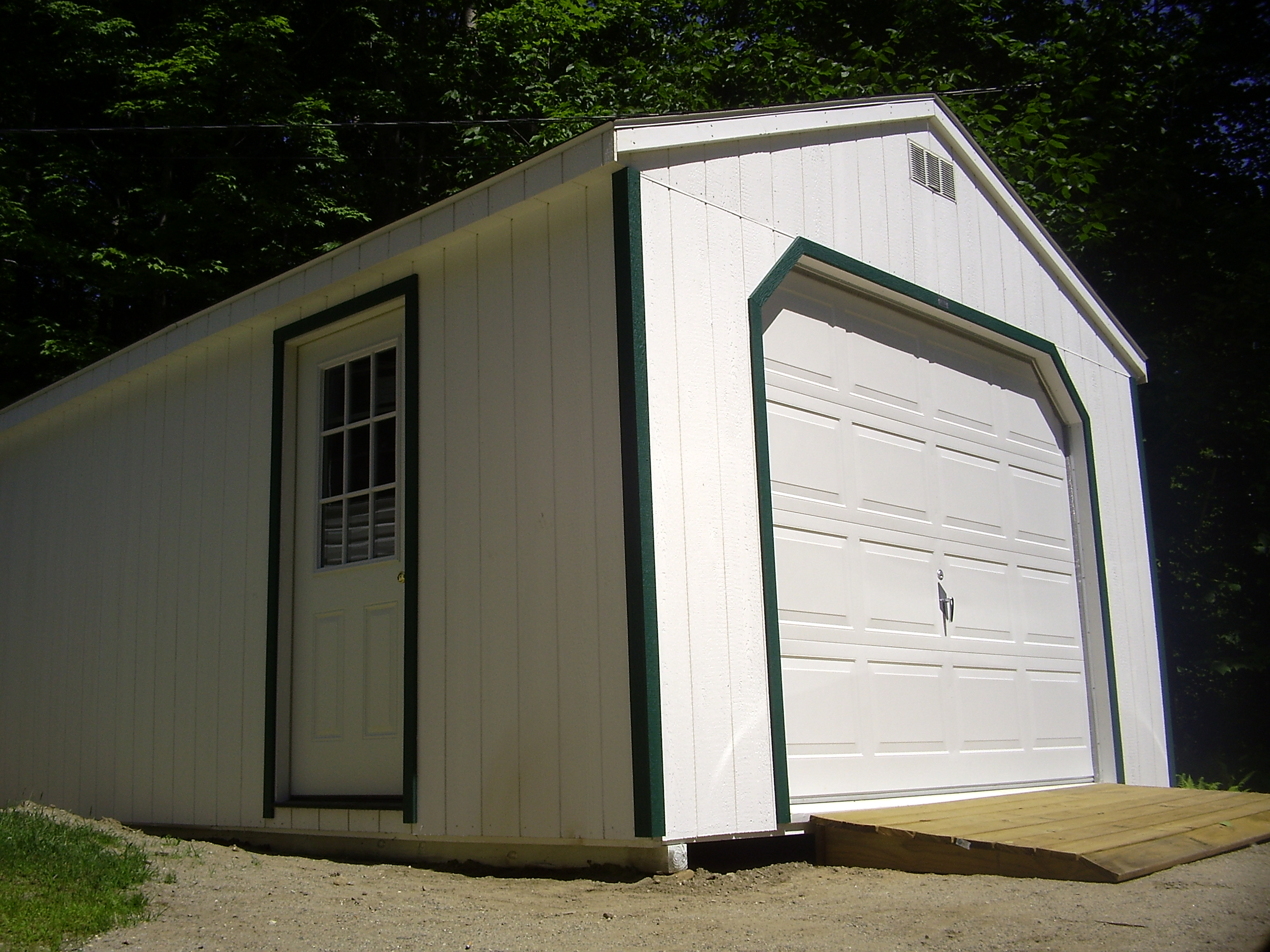 Why Hire Garage Door Repair Services
